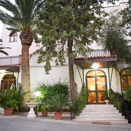 Hotel Miravalle Misilmeri Екстериор снимка