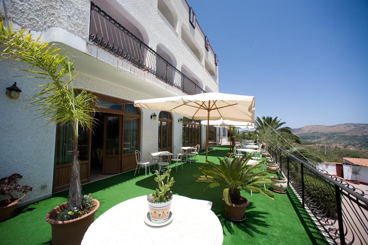 Hotel Miravalle Misilmeri Екстериор снимка