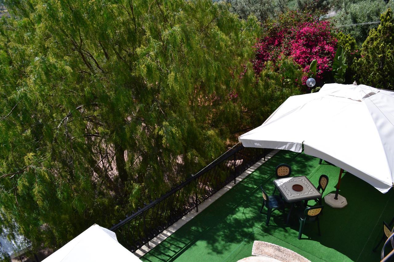 Hotel Miravalle Misilmeri Екстериор снимка
