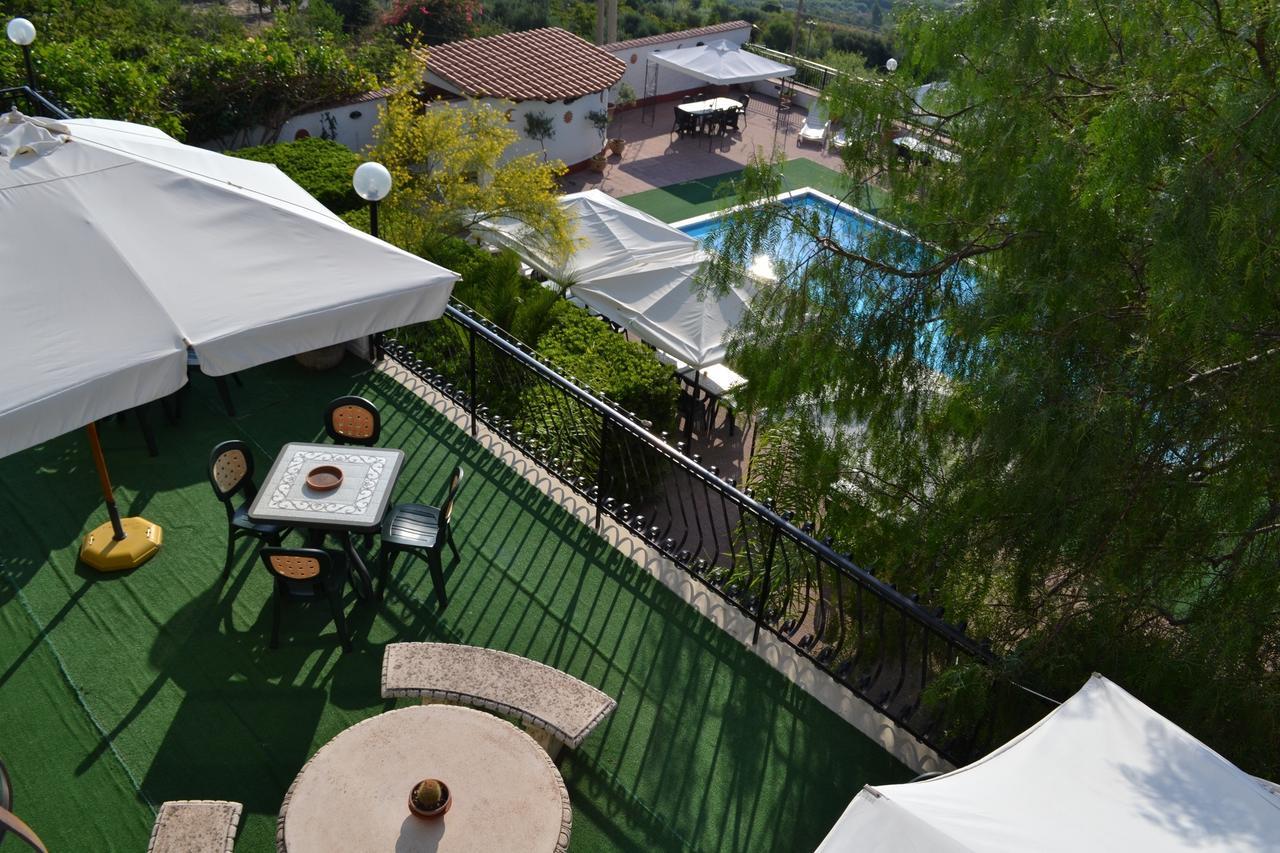 Hotel Miravalle Misilmeri Екстериор снимка